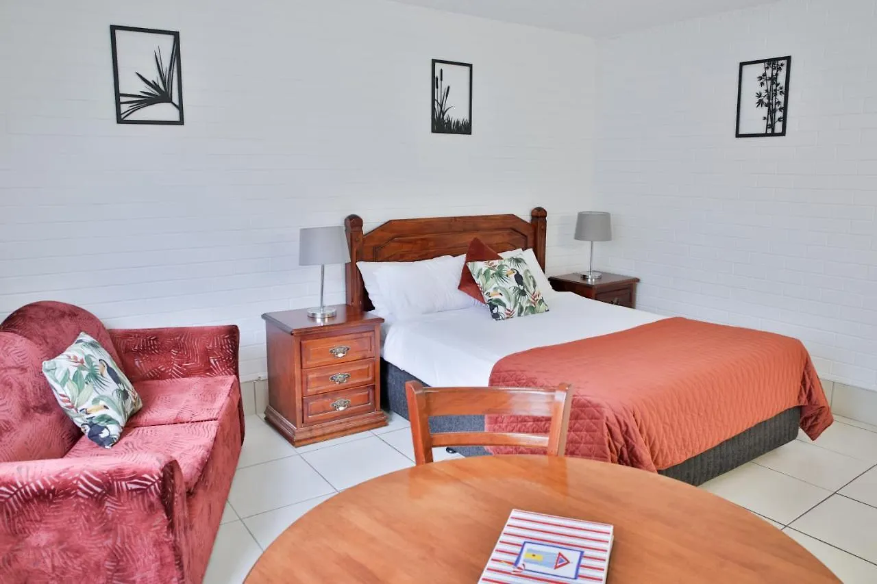 Central Park Motel Rockhampton 4*,